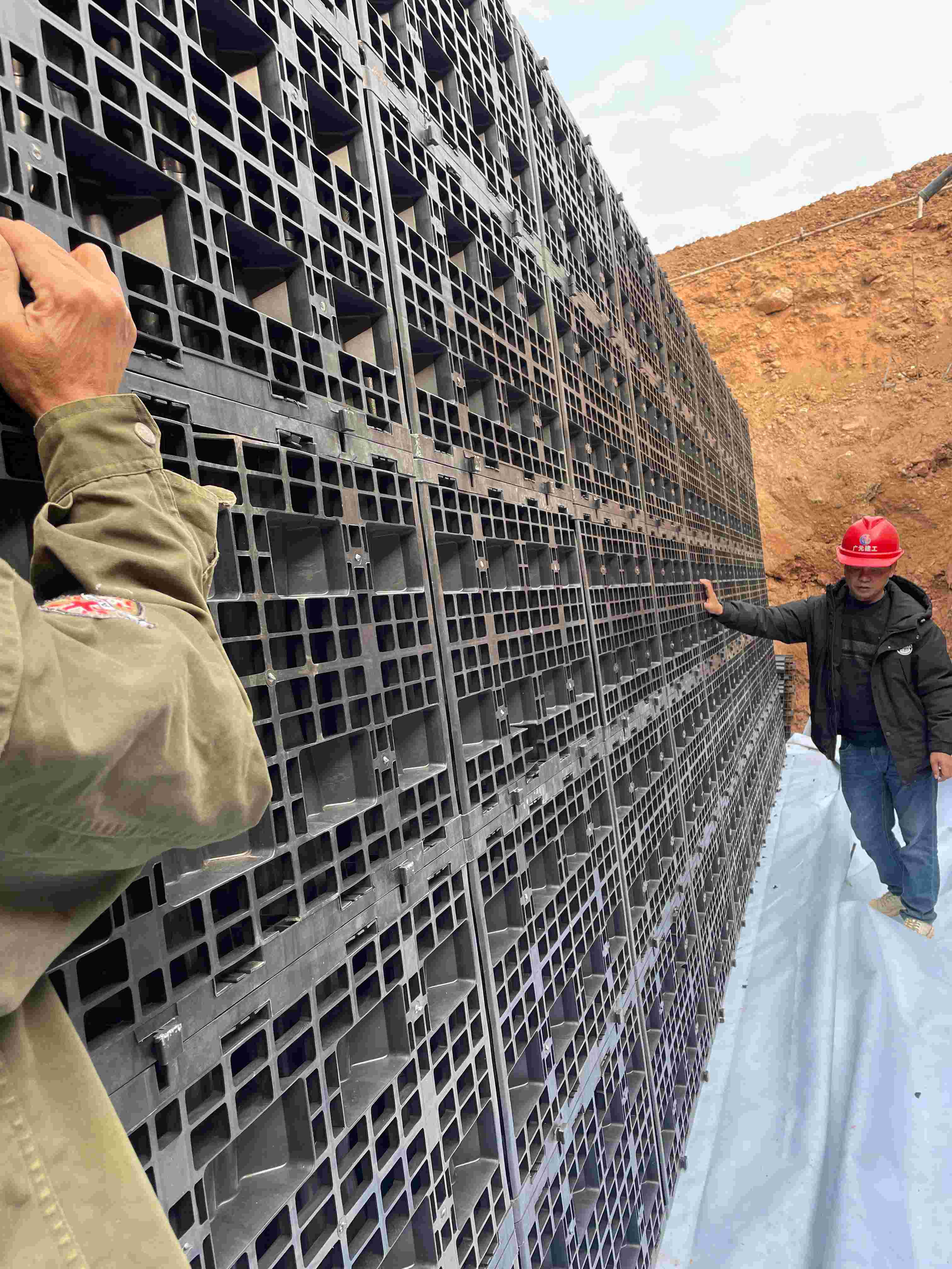 阁县开封镇人居环境改善安置房建设工程项目