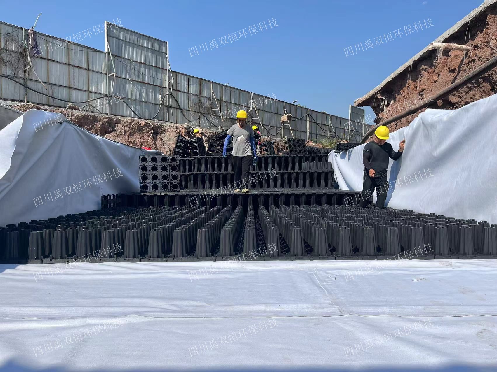 泸州酒城上筑PP模块雨水收集项目施工图片