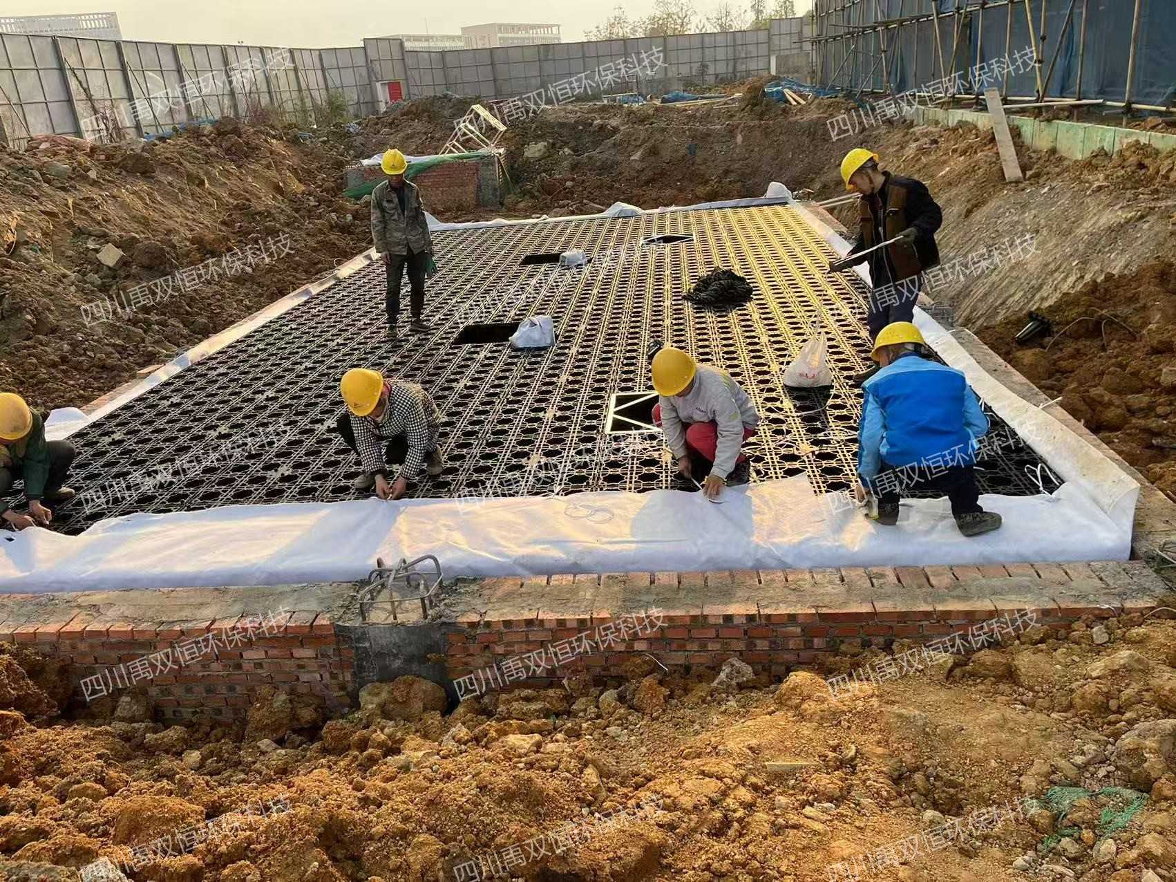 四川禹双恒环保科技有限公司宣布：新津雨水收集项目PP模块安装圆满完成