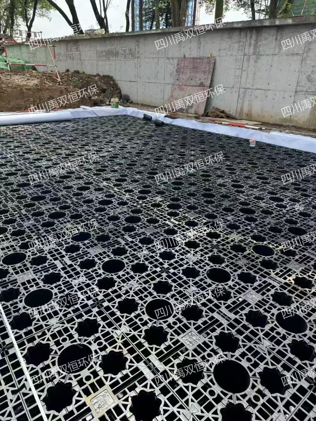 泸州川酒项目230m³雨水收集系统模块安装圆满竣工 助力川南产区绿色发展